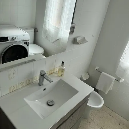 Home4u Apartamento Picasso Cerca De Todo Apartment