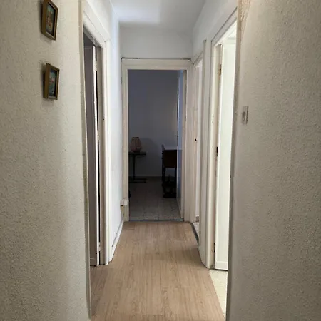 Home4u Apartamento Picasso Cerca De Todo Apartment *