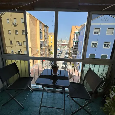 Home4u Apartamento Picasso Cerca De Todo