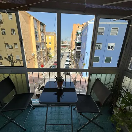Apartment Home4u Apartamento Picasso Cerca De Todo