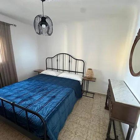 Home4u Apartamento Picasso Cerca De Todo Apartment