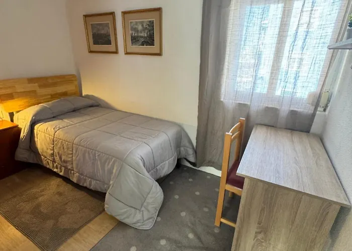 Home4u Apartamento Picasso Cerca De Todo